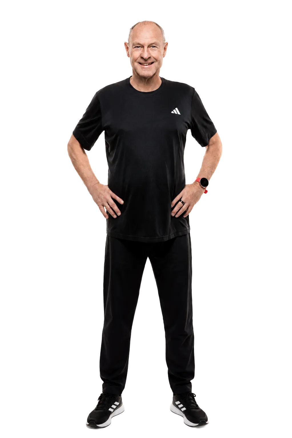 Norbert Kox in schwarzem T-Shirt, Ganzkörperporträt freigestellt